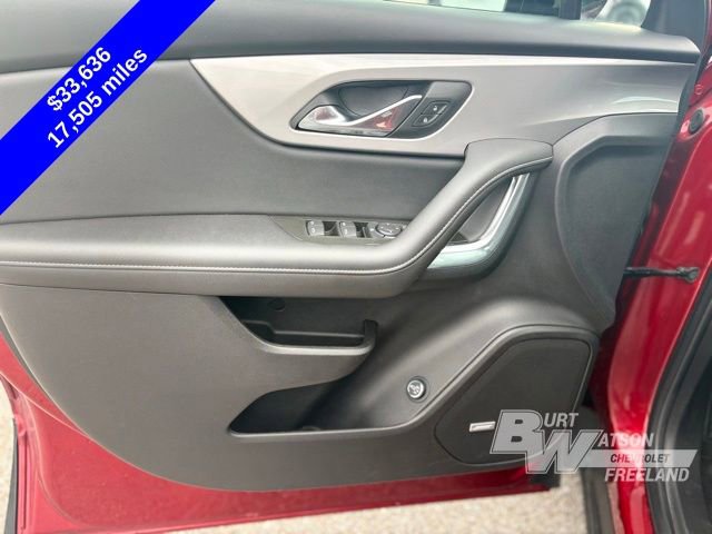 Used 2024 Chevrolet Blazer LT w/ Sound & Technology Package AWD/4WD image 13