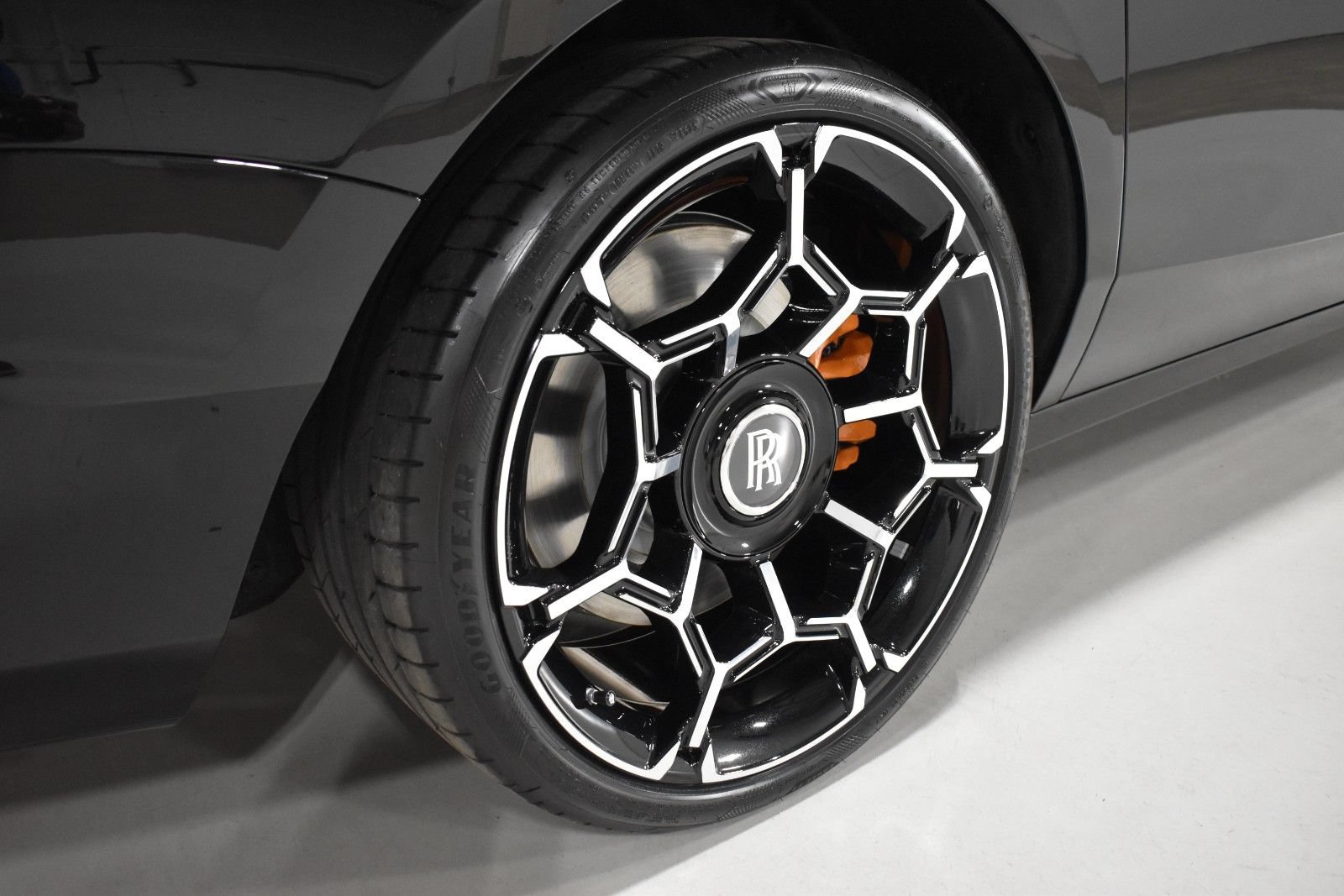 New 2027 Rolls-Royce Ghost Black Badge AWD/4WD image 16