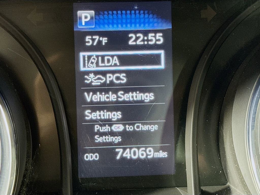 Used 2019 Toyota Camry LE FWD image 22