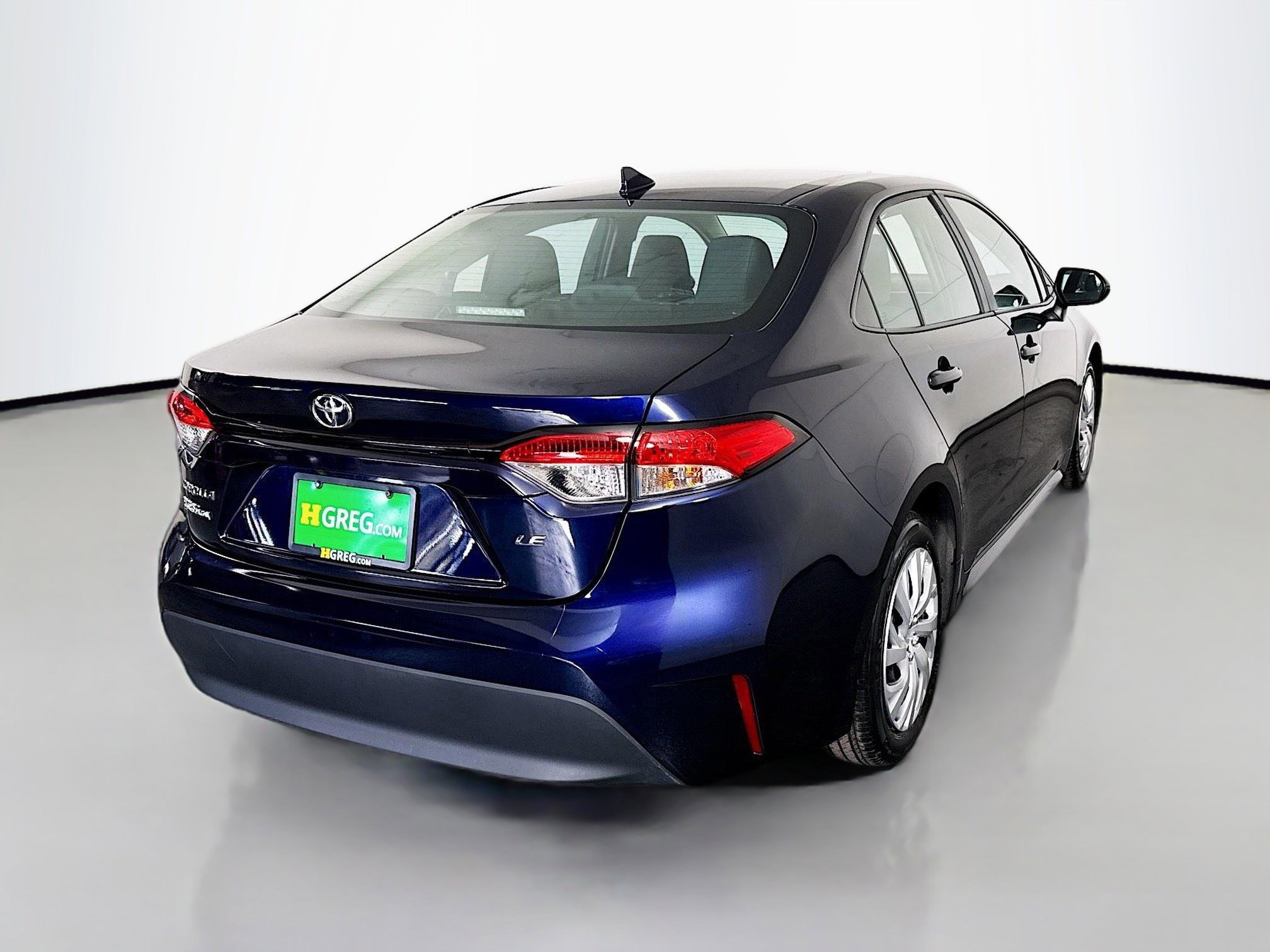 Used 2023 Toyota Corolla LE image 32
