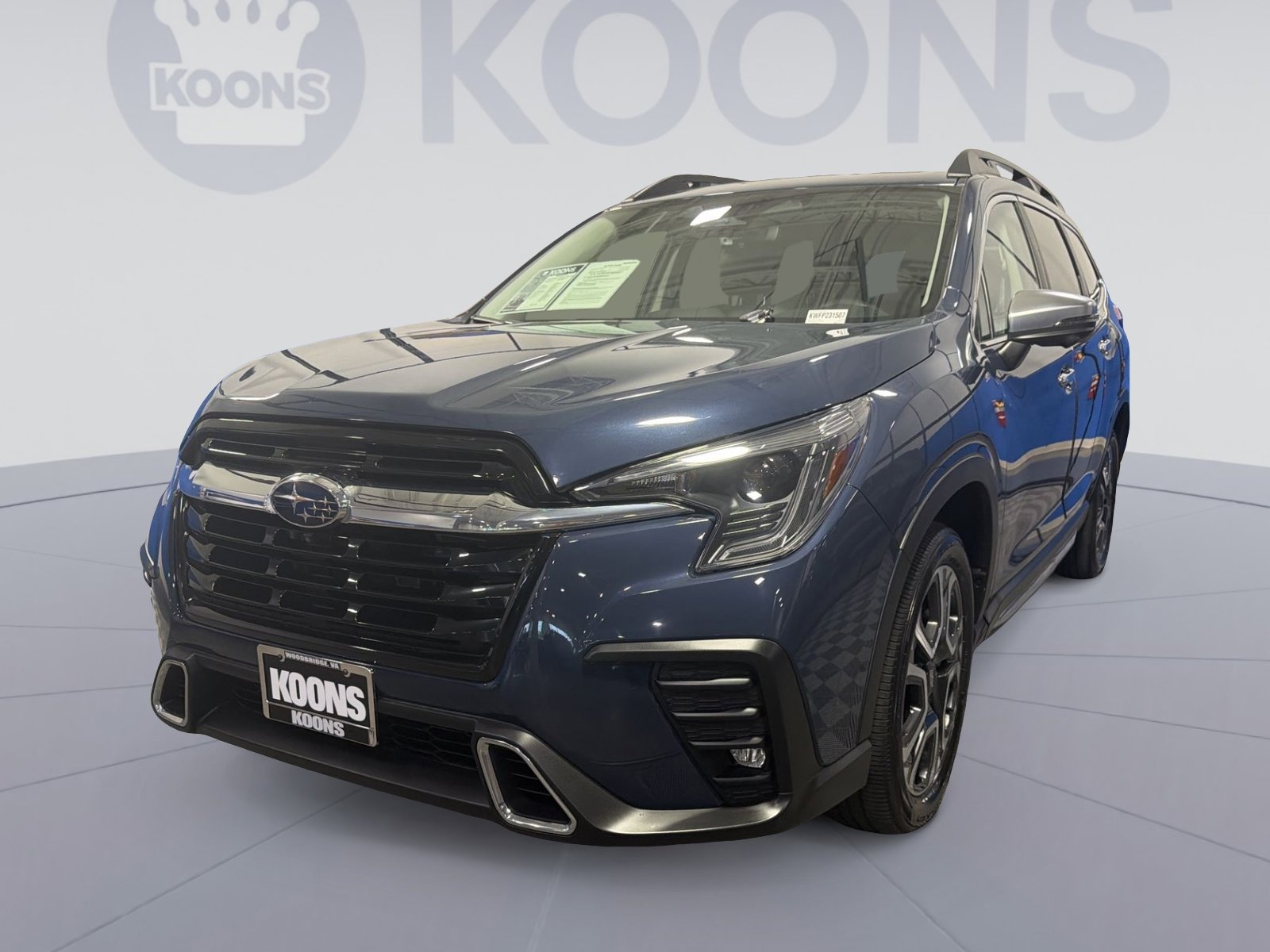 Used 2023 Subaru Ascent Touring AWD/4WD image 1