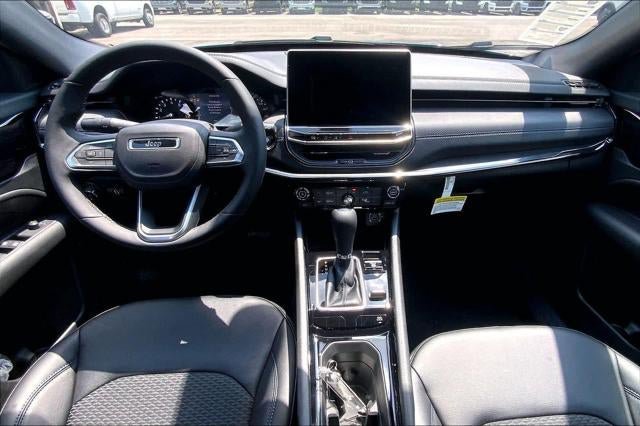 New 2026 Jeep Compass Latitude AWD/4WD image 27