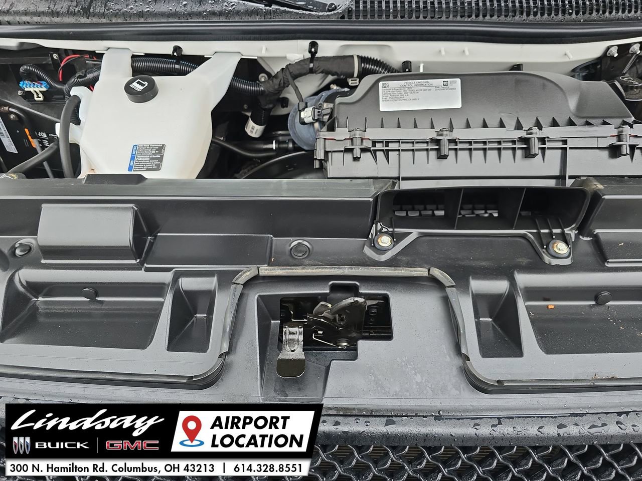 Used 2023 Chevrolet Express 3500 LS image 27