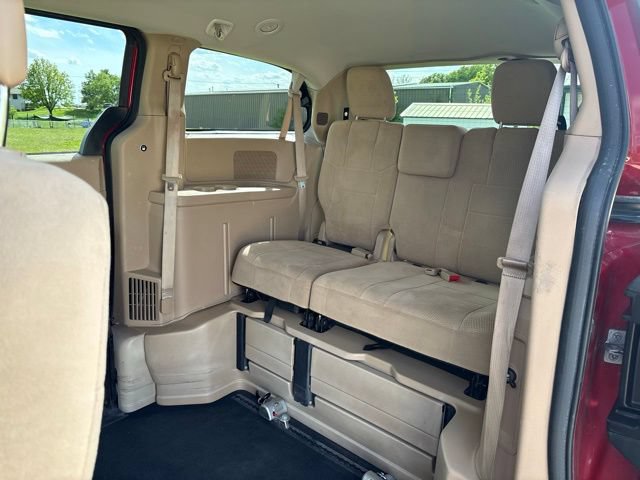Used 2014 Dodge Grand Caravan SXT FWD image 22