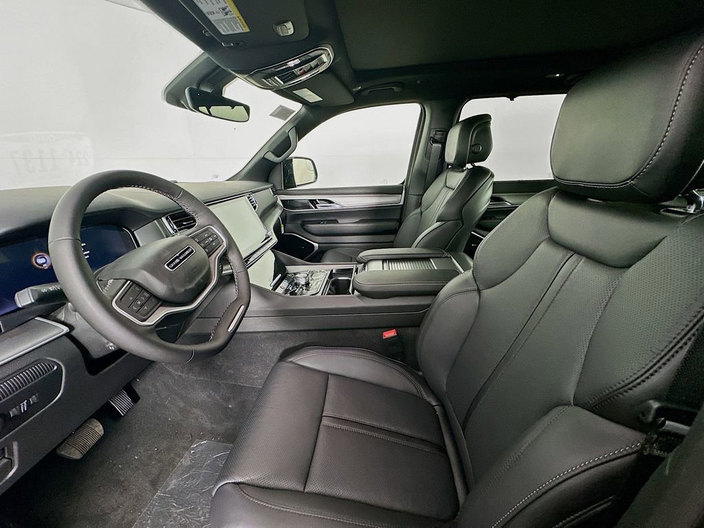 New 2026 Jeep Grand Wagoneer Limited AWD/4WD image 28