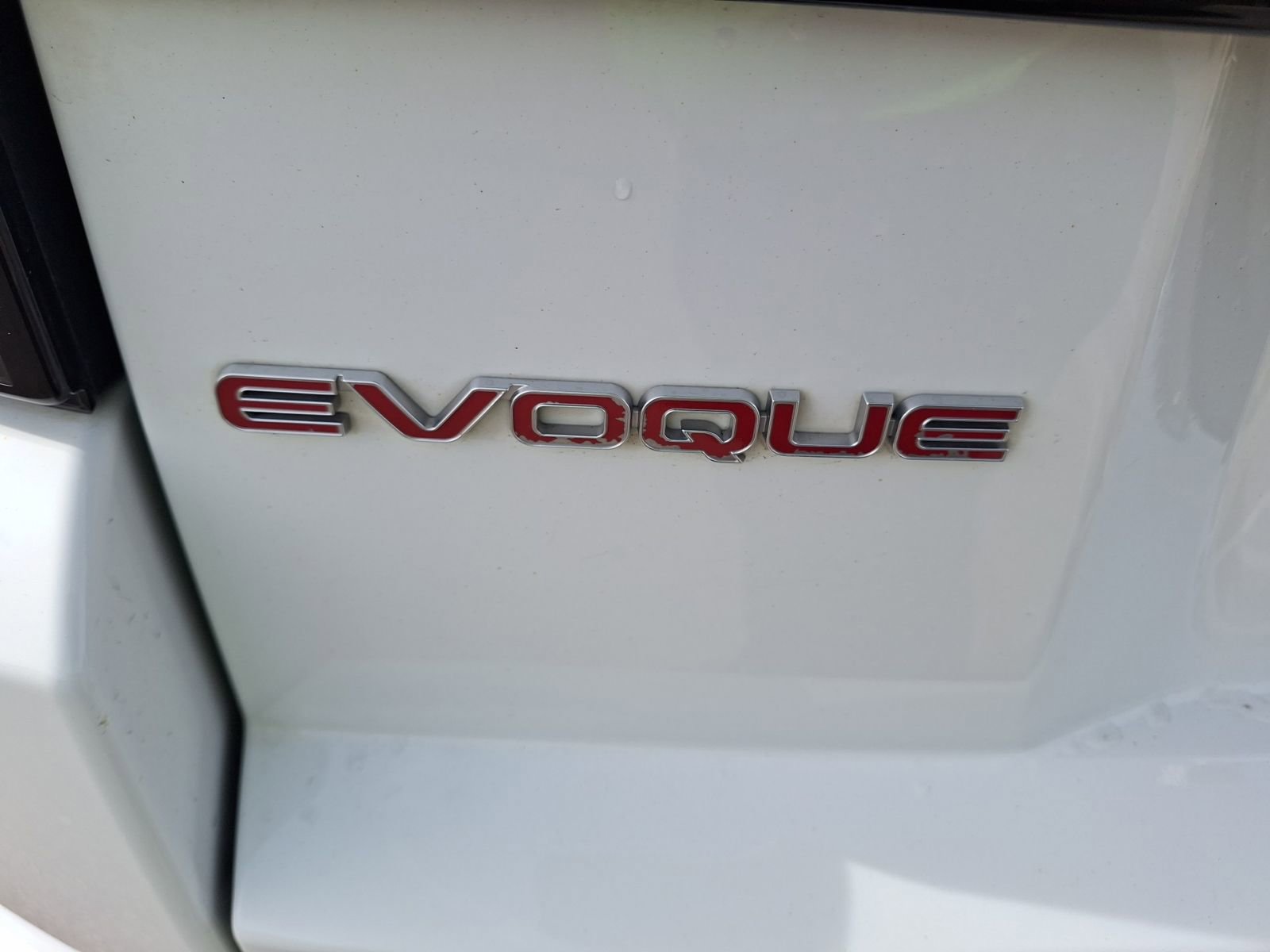 Used 2018 Land Rover Range Rover Evoque HSE Dynamic image 12