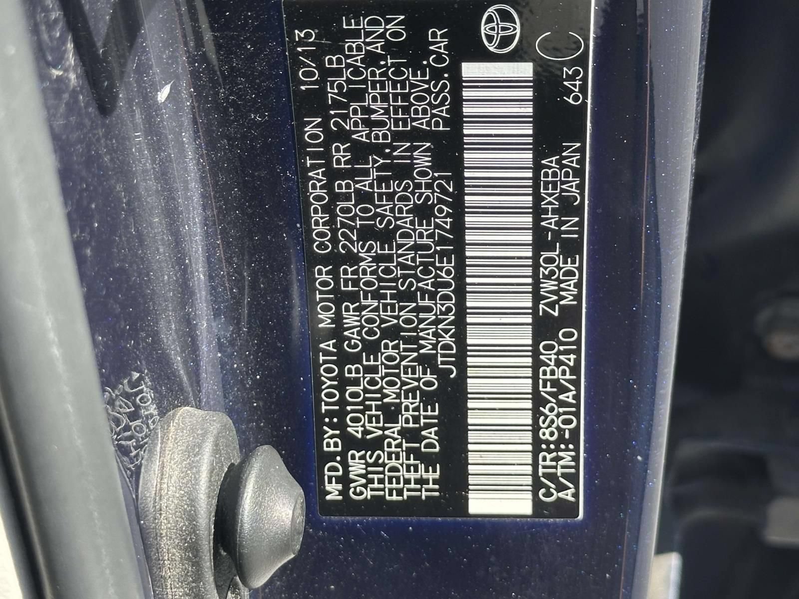 Used 2014 Toyota Prius Three FWD image 30