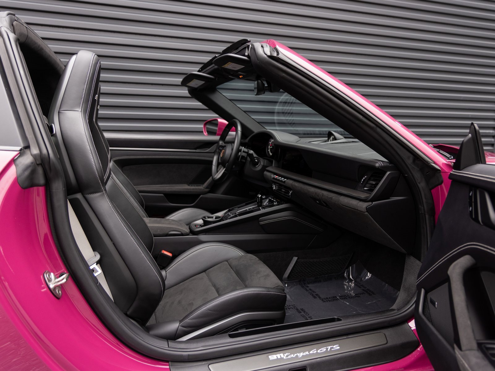 Used 2023 Porsche 911 Targa 4 GTS image 30