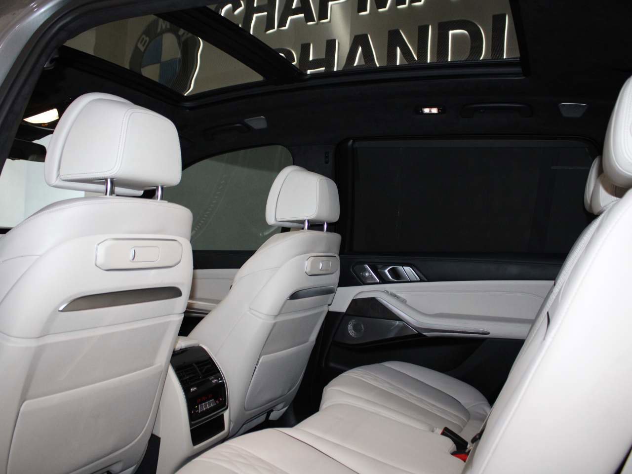 Certified 2024 BMW X7 M60i w/ Executive Package image 15