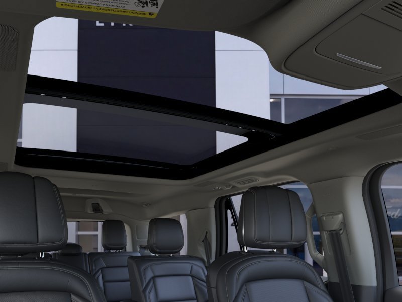 New 2026 Lincoln Navigator Reserve AWD/4WD image 22
