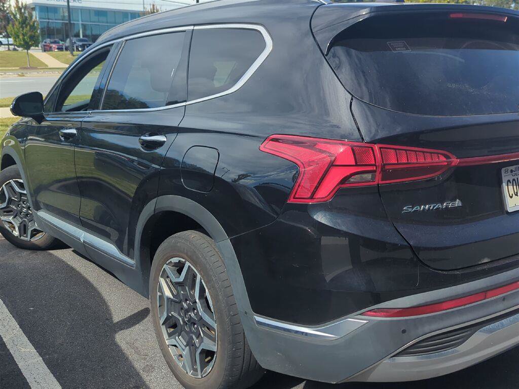 Used 2023 Hyundai Santa Fe Limited FWD image 4