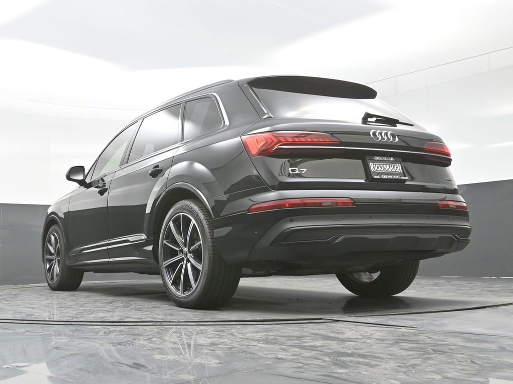 Used 2022 Audi Q7 3.0T Prestige AWD/4WD image 29