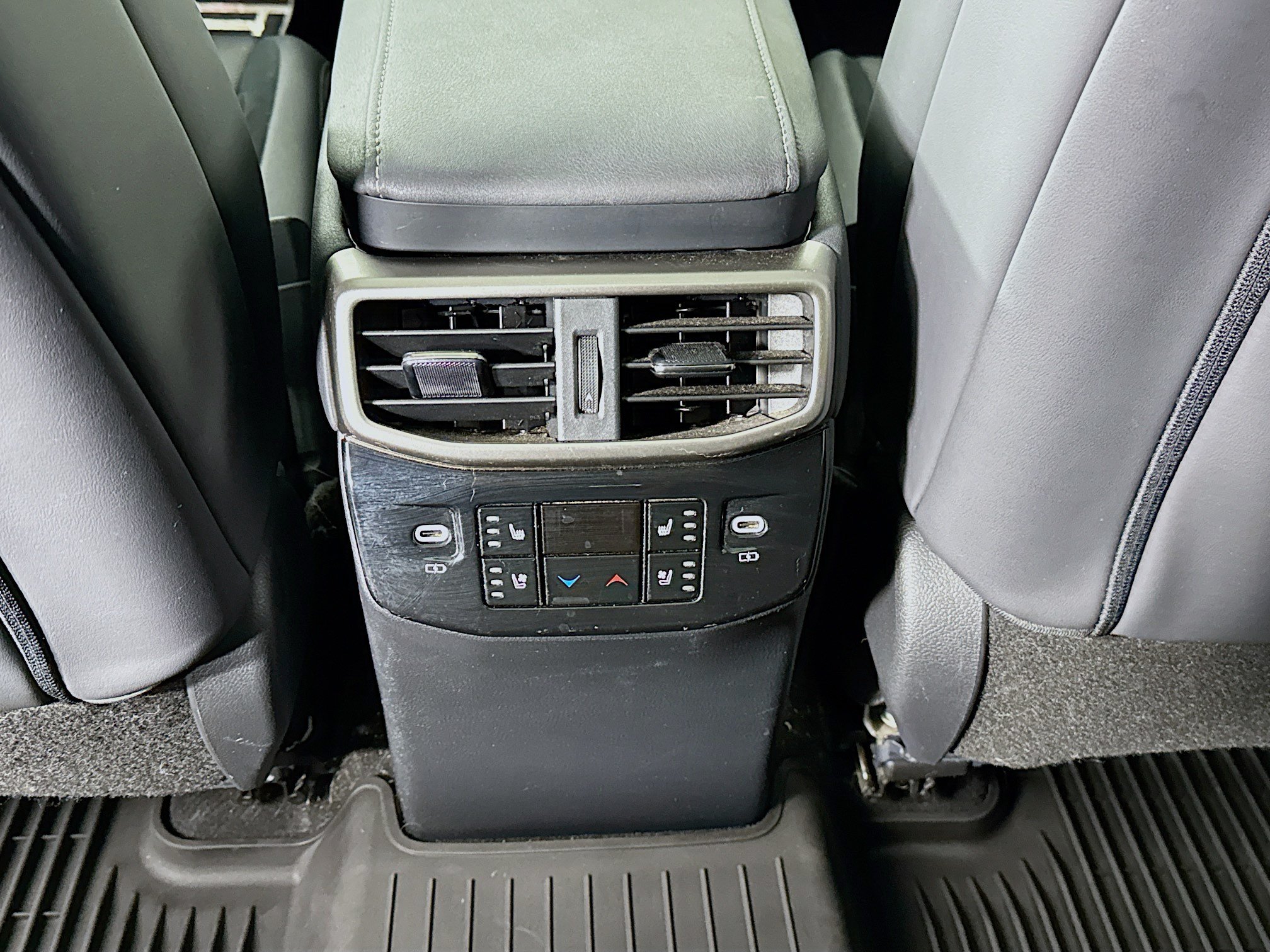 Used 2023 Lexus RX 500h F Sport w/ Accessory Package (2T) AWD/4WD image 27