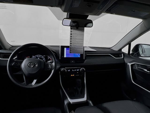 New 2025 Toyota RAV4 XLE image 27