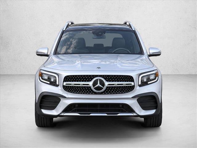 Used 2022 Mercedes-Benz GLB 250 image 2