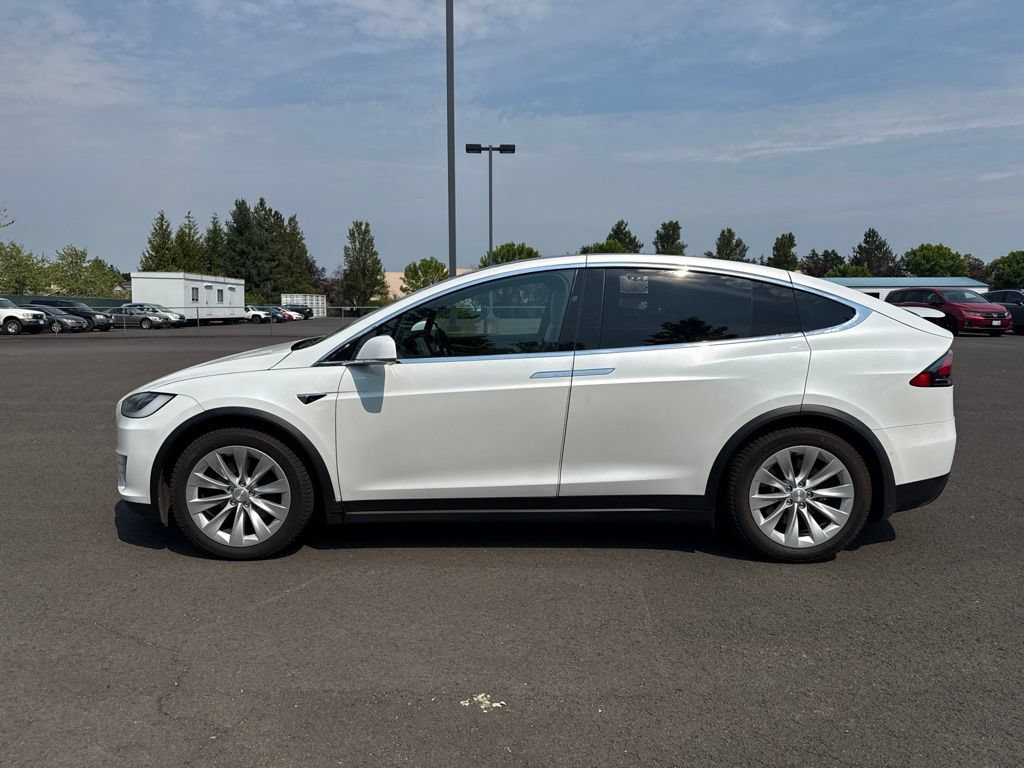 Used 2019 Tesla Model X Long Range AWD/4WD image 4