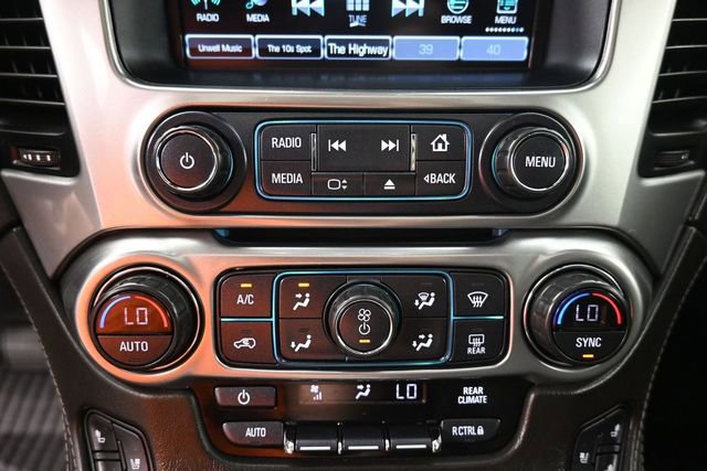 Used 2020 Chevrolet Suburban Premier AWD/4WD image 32