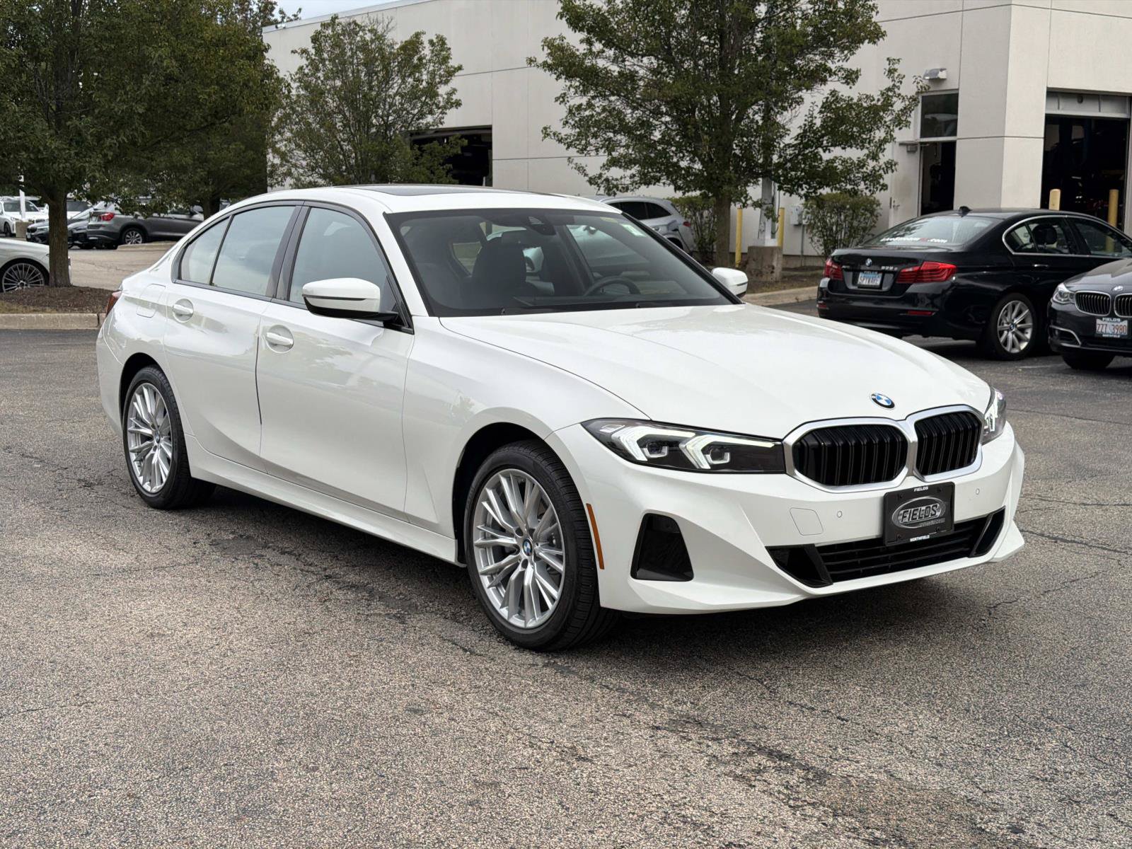 Certified 2023 BMW 330i xDrive Sedan w/ Premium Package AWD/4WD image 5
