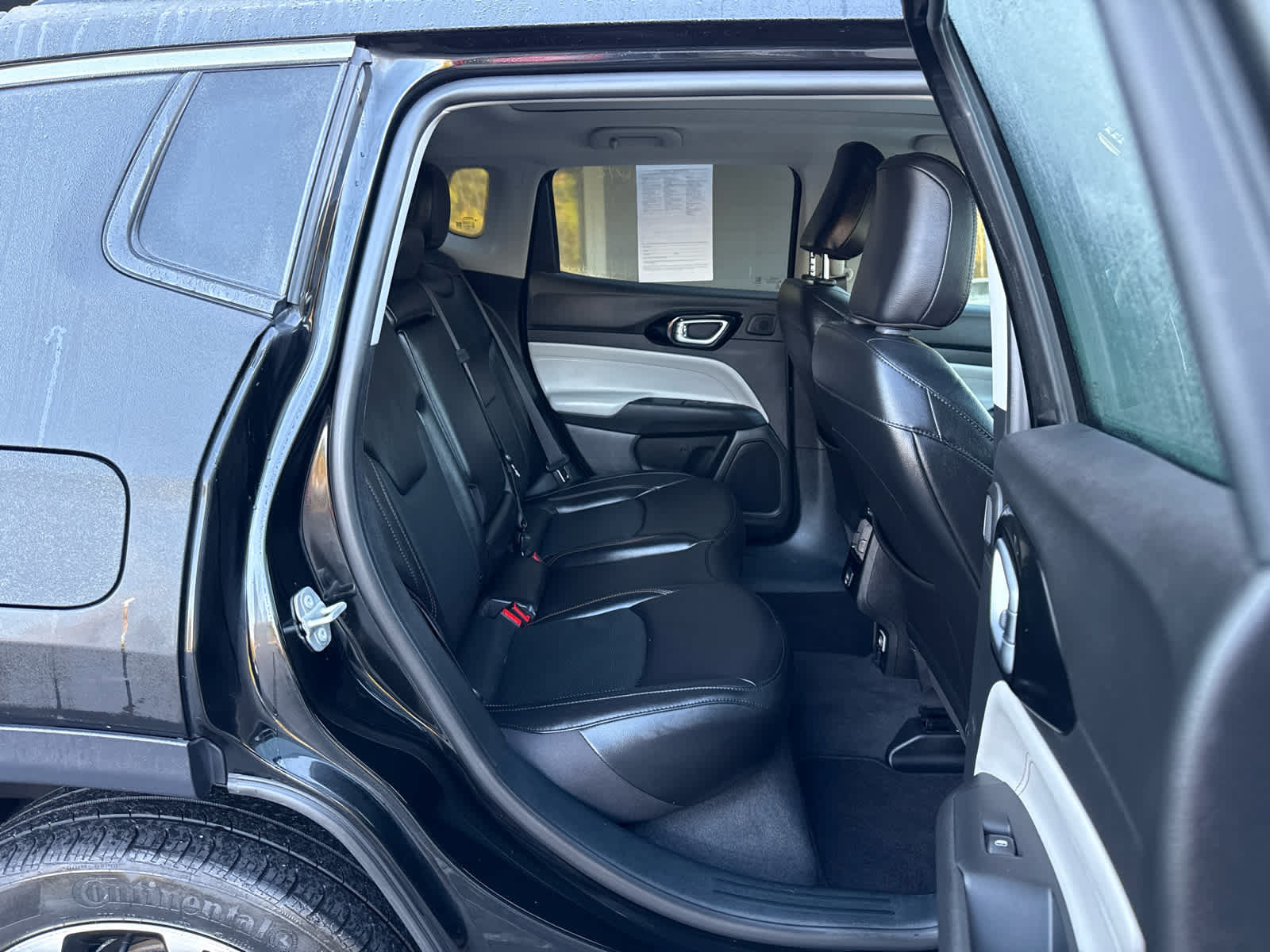 Used 2022 Jeep Compass Limited w/ Sun and Sound Group AWD/4WD image 19