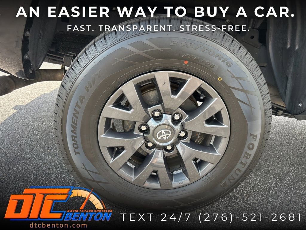 Used 2022 Toyota Tacoma SR5 w/ Technology Package RWD image 29