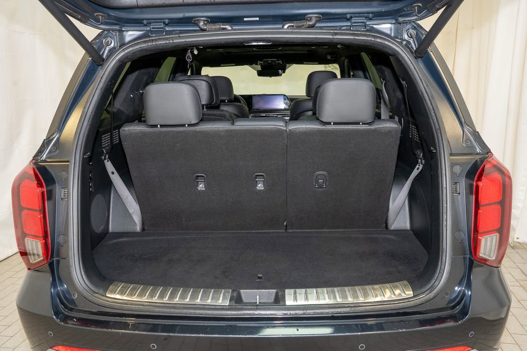 Used 2024 Hyundai Palisade Calligraphy image 5