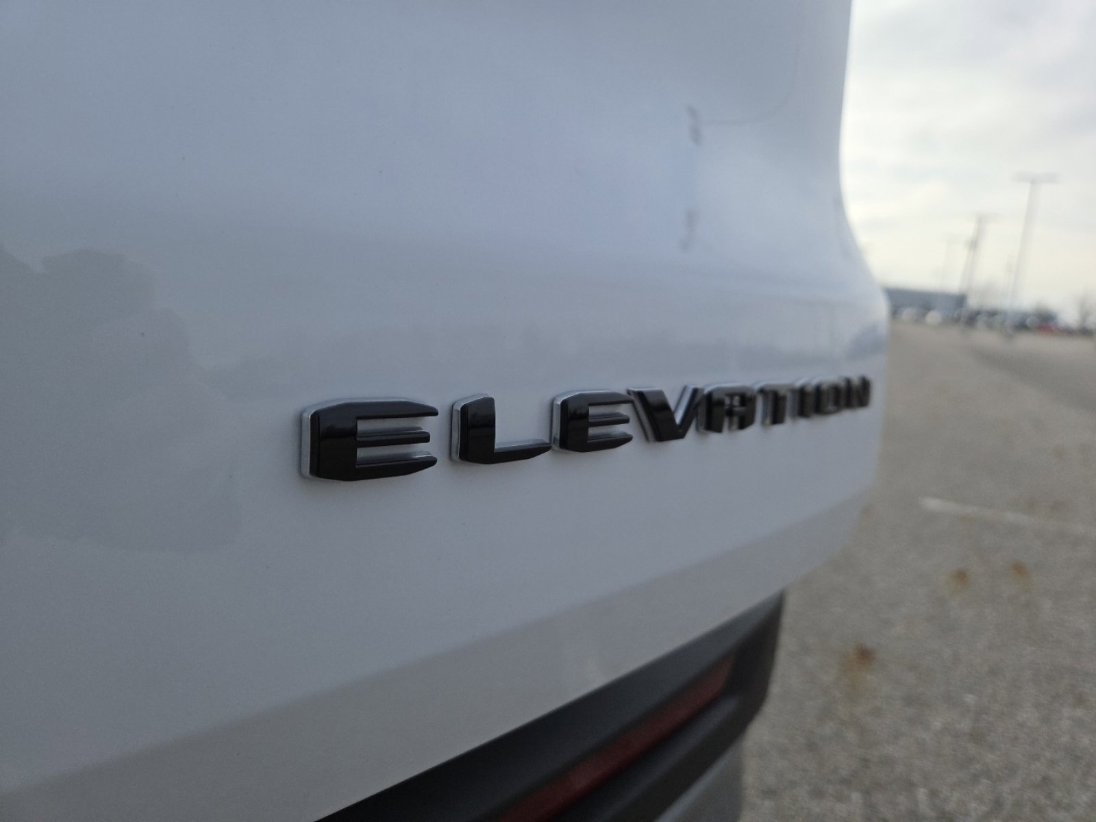 Used 2025 GMC Acadia Elevation image 11