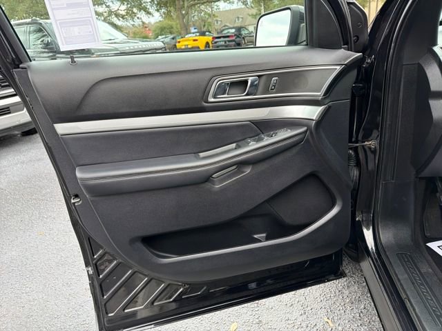 Used 2019 Ford Explorer XLT w/ Equipment Group 201A image 13