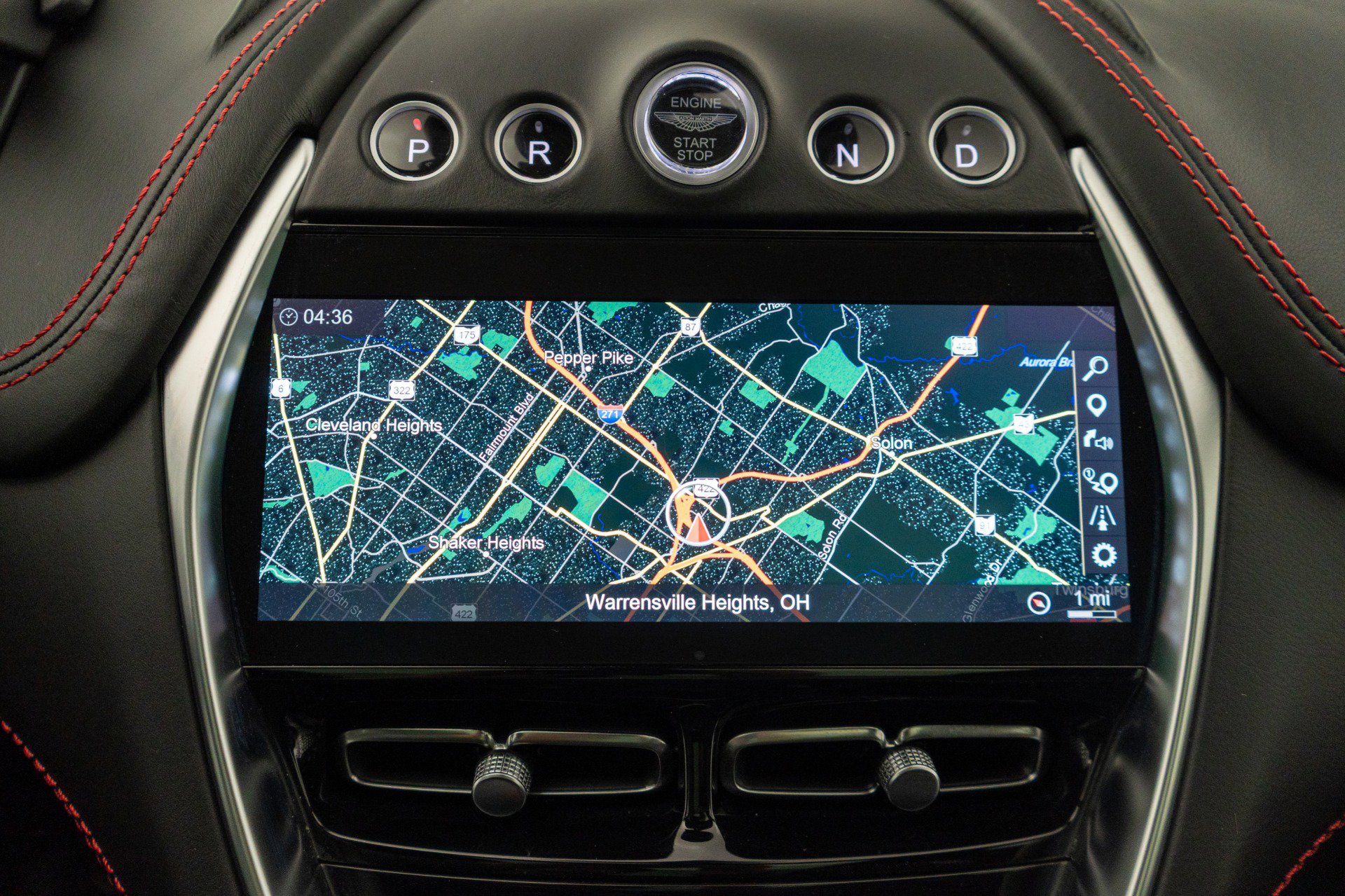 Used 2021 Aston Martin DBX image 17