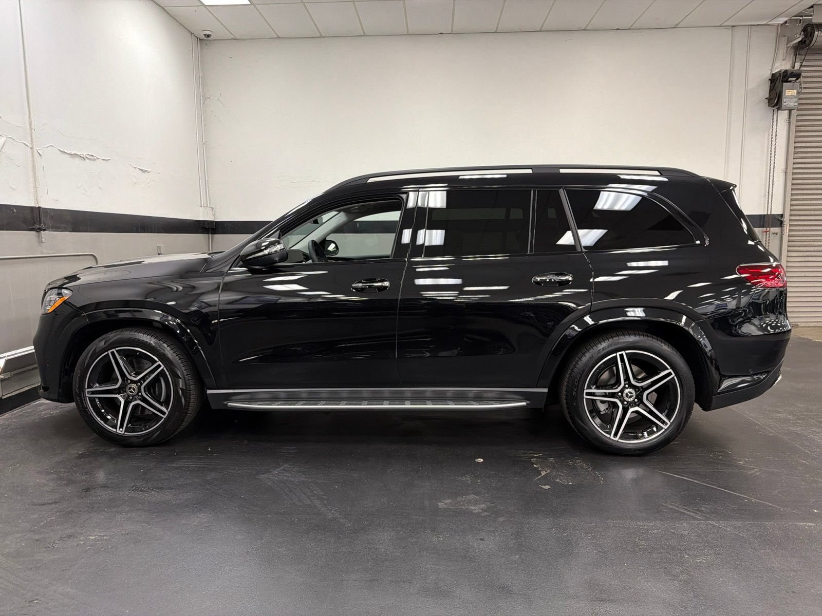 Used 2026 Mercedes-Benz GLS 450 4MATIC image 10