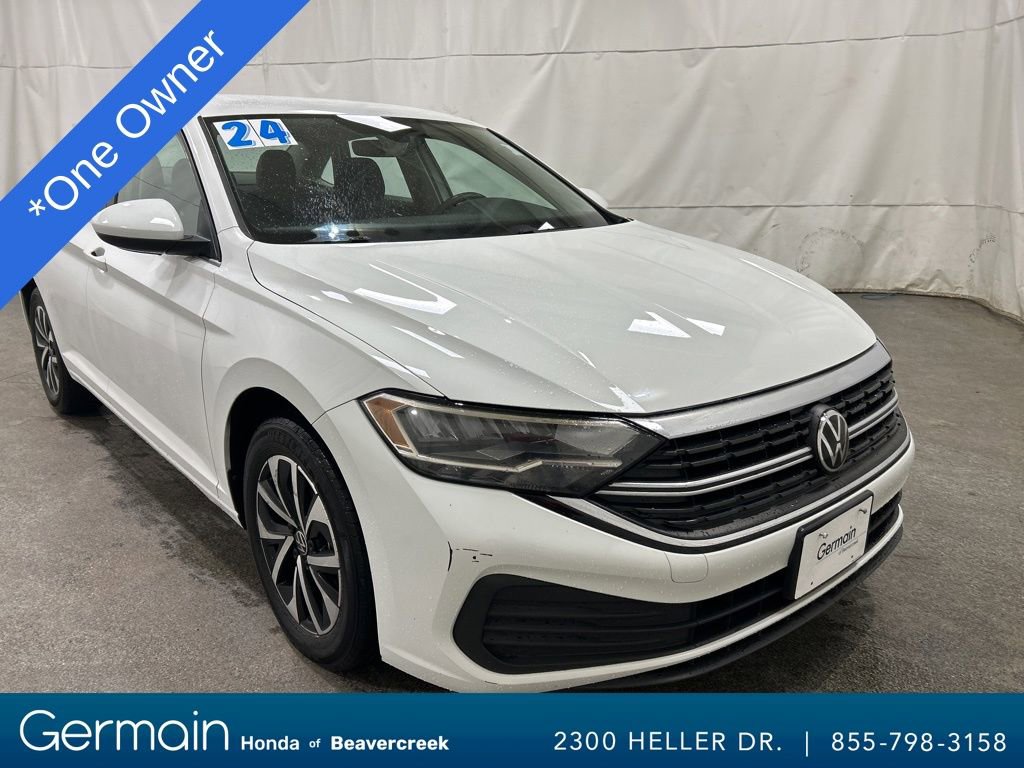Used 2024 Volkswagen Jetta S image 1