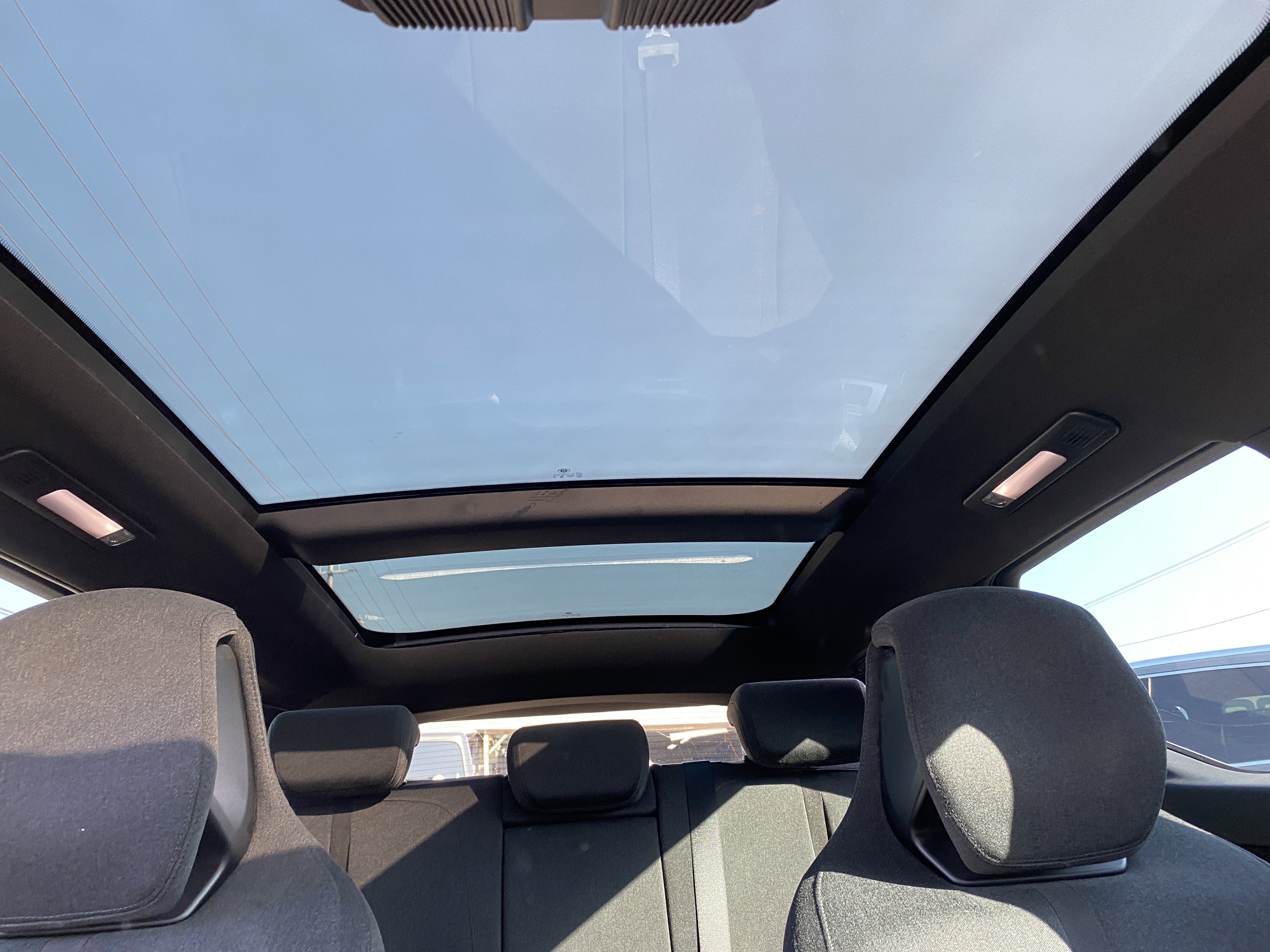 Used 2023 Fisker Ocean Ultra image 23