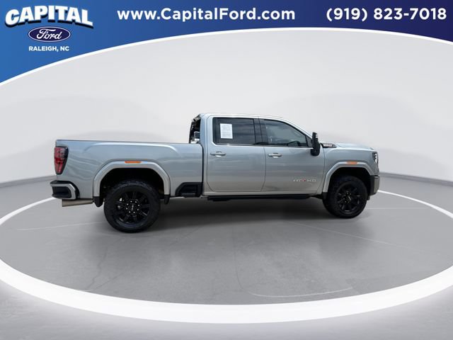 Used 2024 GMC Sierra 2500 AT4 w/ AT4 Preferred Package AWD/4WD image 9