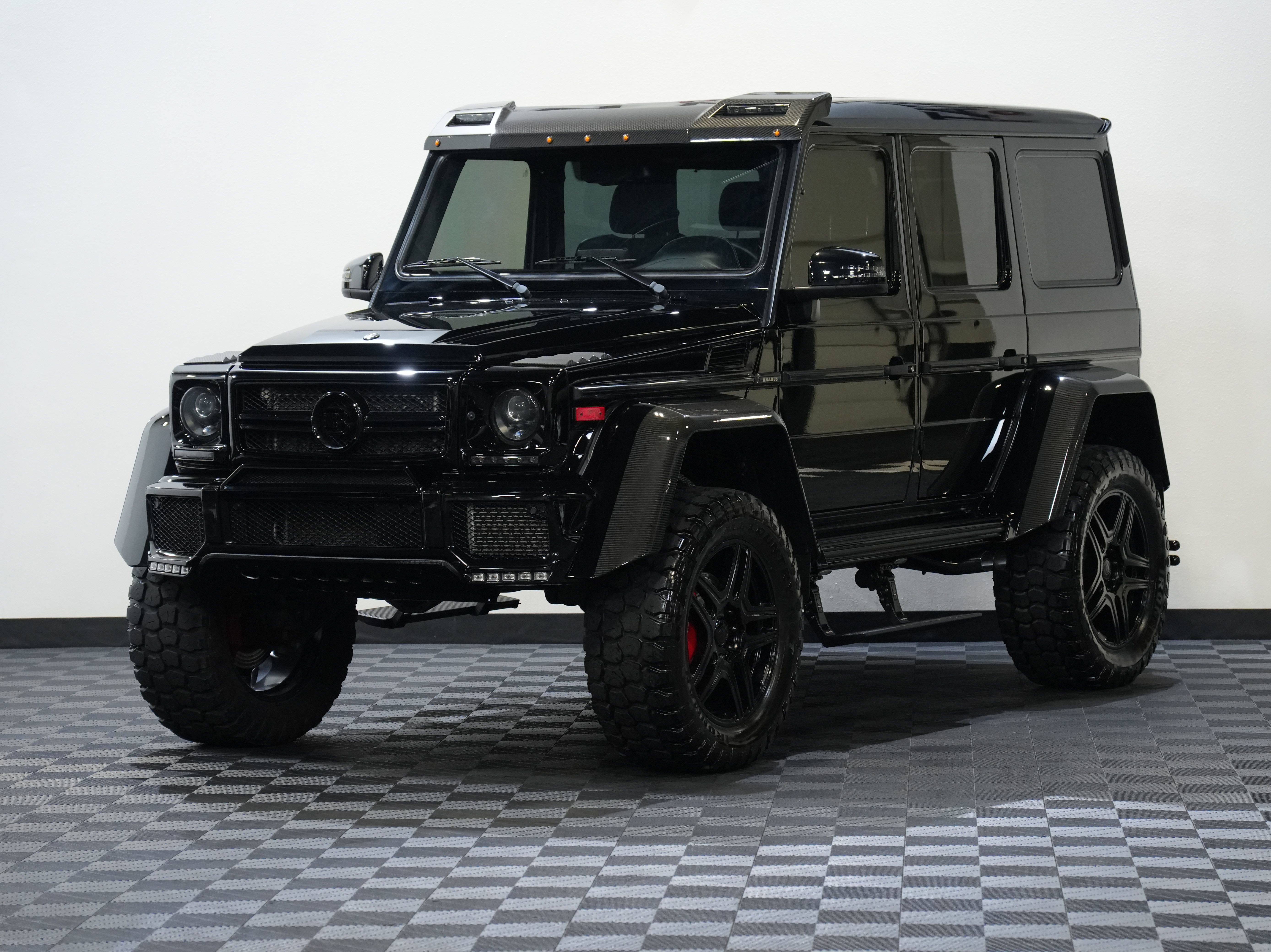 Used 2017 Mercedes-Benz G 550 Squared image 3