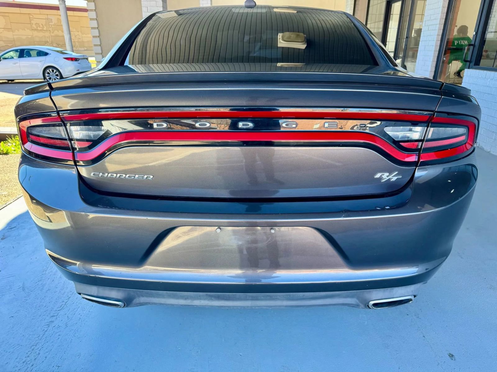 Used 2017 Dodge Charger R/T RWD image 4