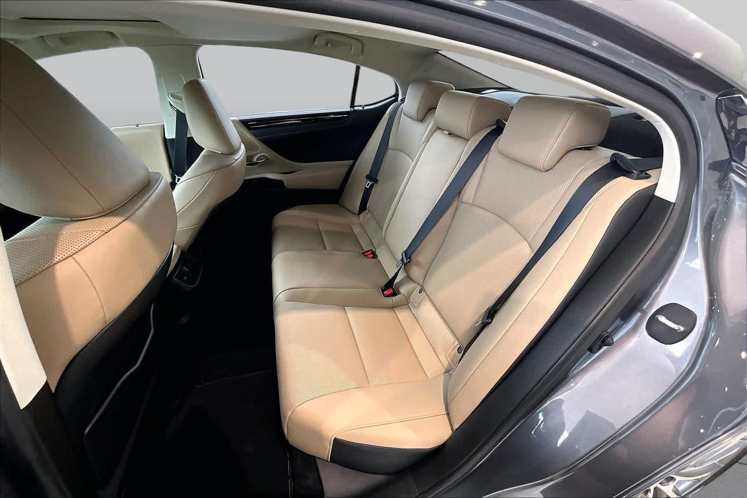 Used 2021 Lexus ES 350 w/ Premium Package FWD image 22