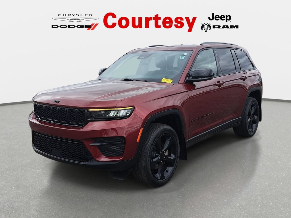 Certified 2023 Jeep Grand Cherokee Altitude AWD/4WD image 9