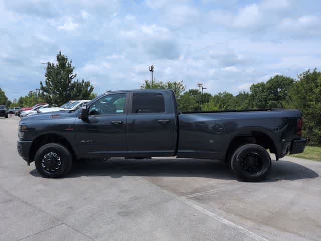 New 2026 RAM 3500 Big Horn AWD/4WD image 5