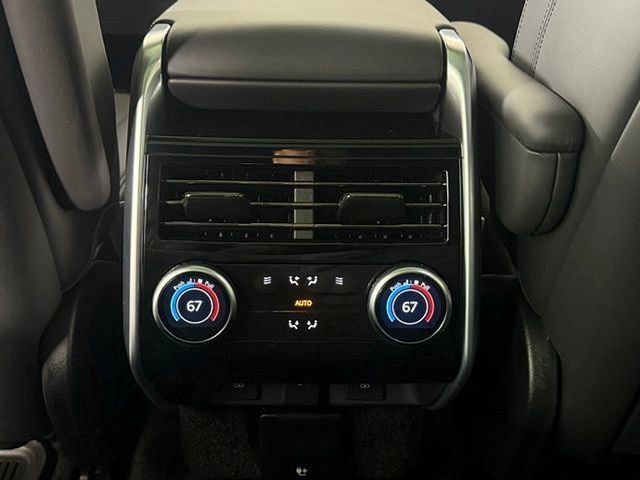 New 2025 Land Rover Range Rover SE image 23