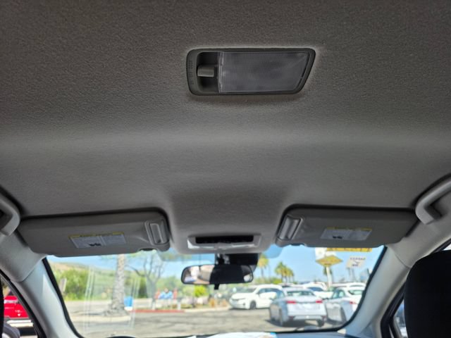 Used 2025 Nissan Versa SV FWD image 20