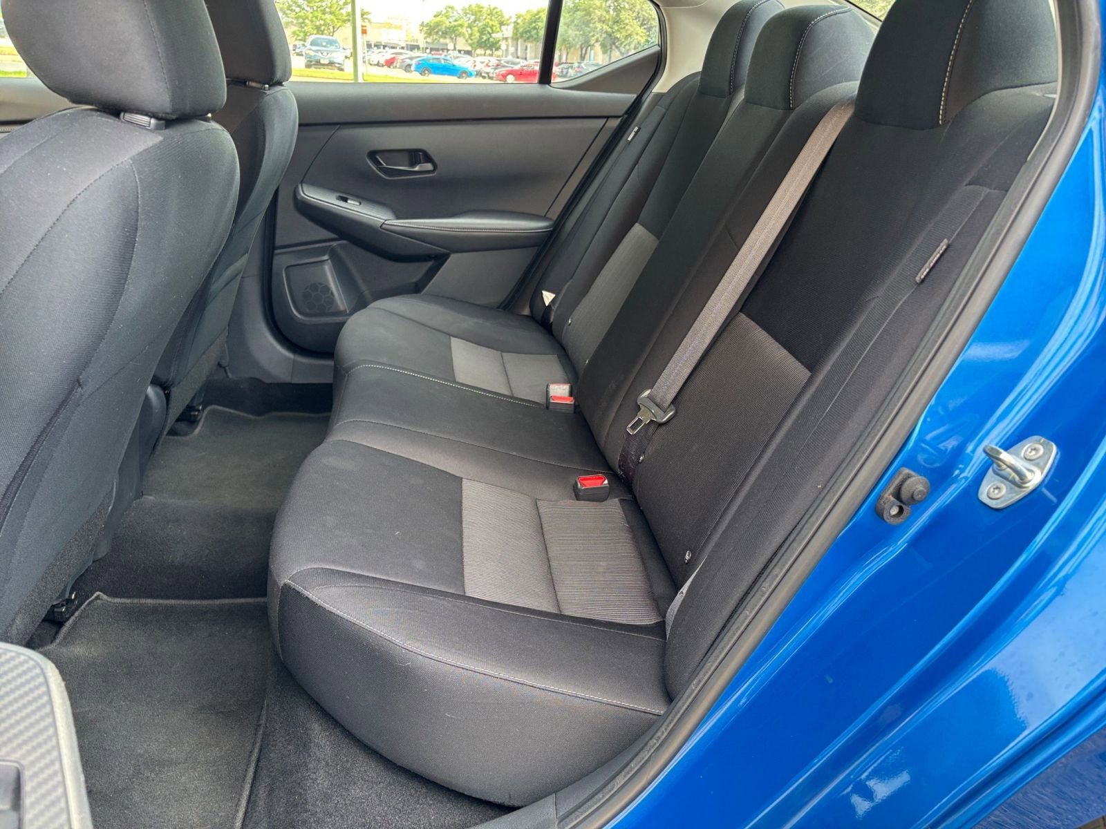 Used 2025 Nissan Sentra SV FWD image 21