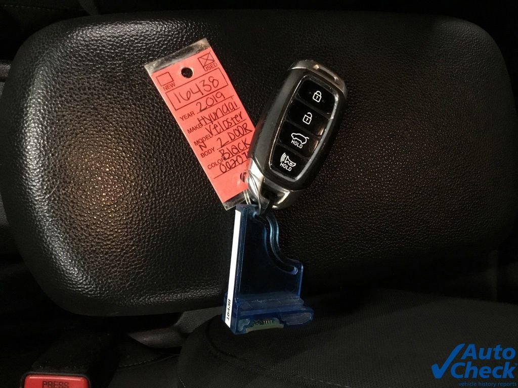 Used 2019 Hyundai Veloster N N w/ Performance Package image 40