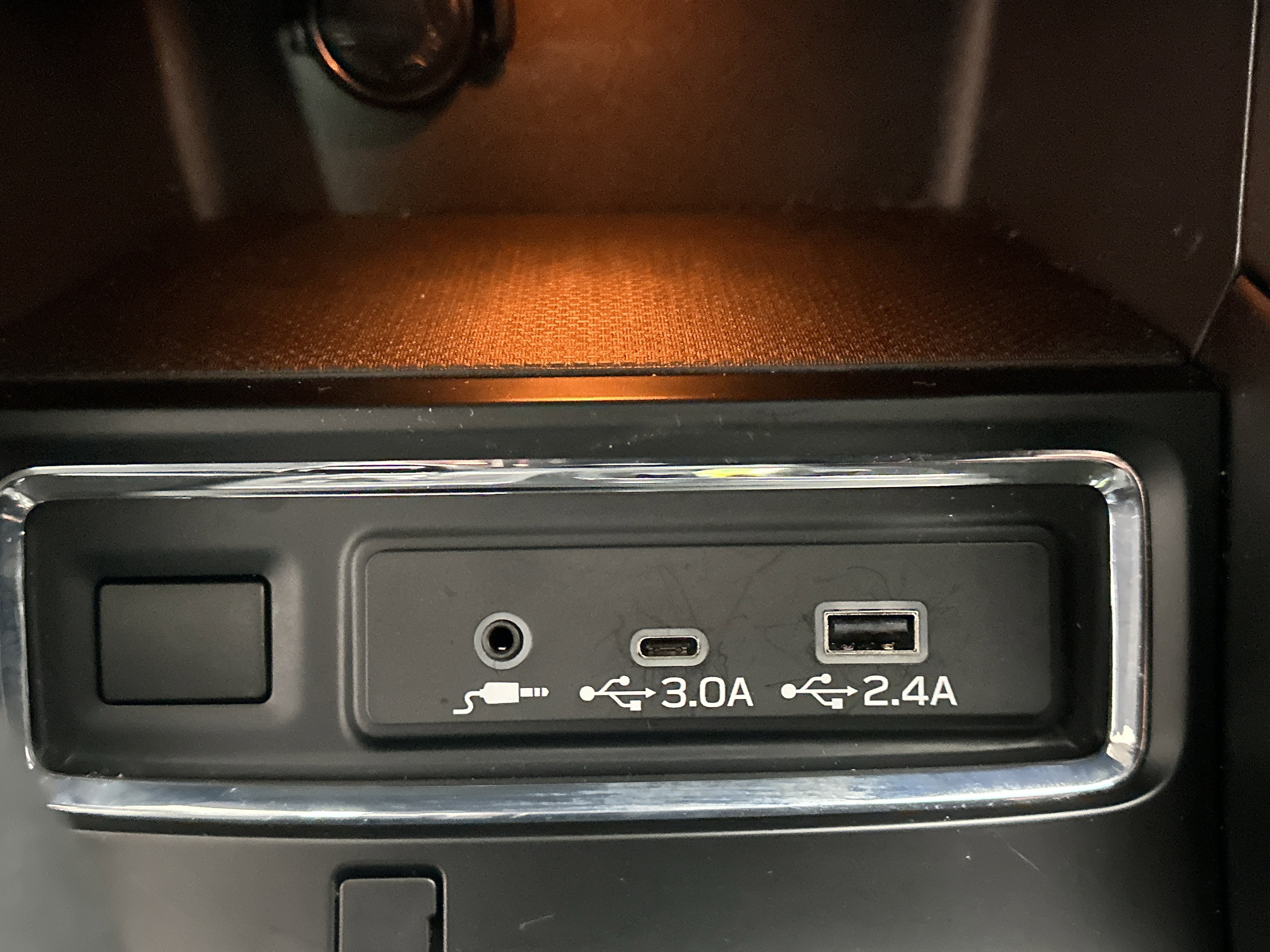 Used 2023 Subaru Ascent Premium w/ Convenience Package image 40