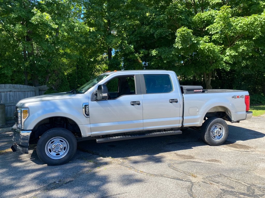 Used 2018 Ford F250 XL w/ Power Equipment Group AWD/4WD image 2