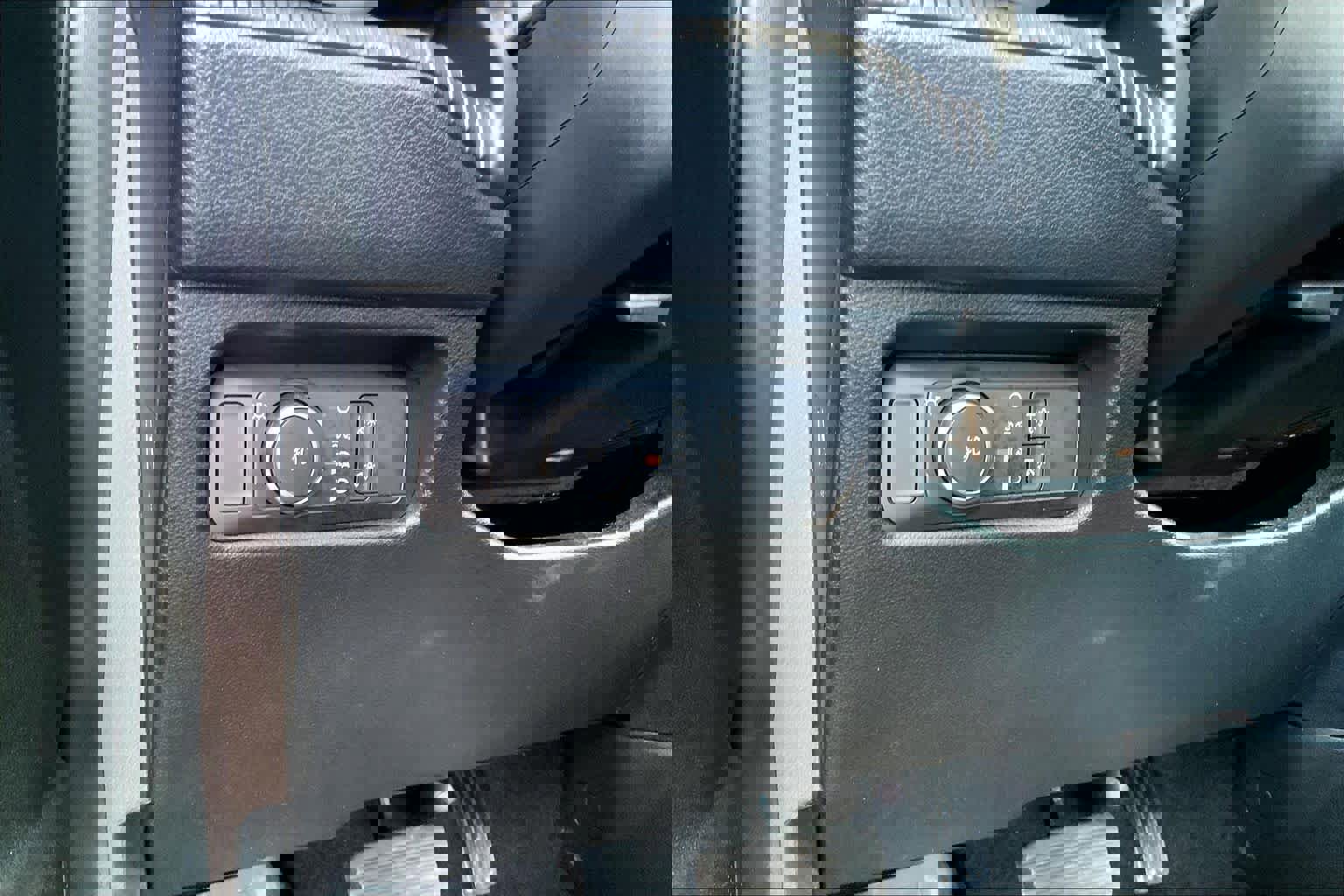 Used 2024 Ford Ranger XL image 37