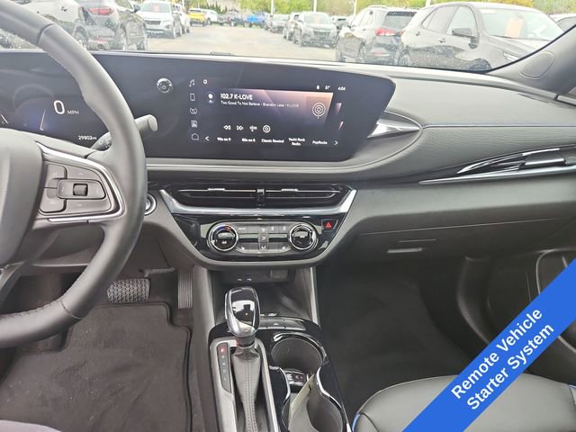 Used 2024 Buick Envista Sport Touring w/ Convenience I Package FWD image 18