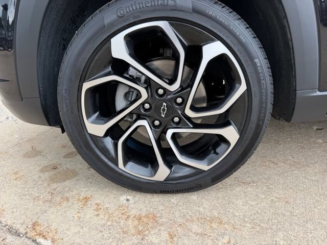 Used 2024 Chevrolet Trax RS w/ Sunroof Package FWD image 10