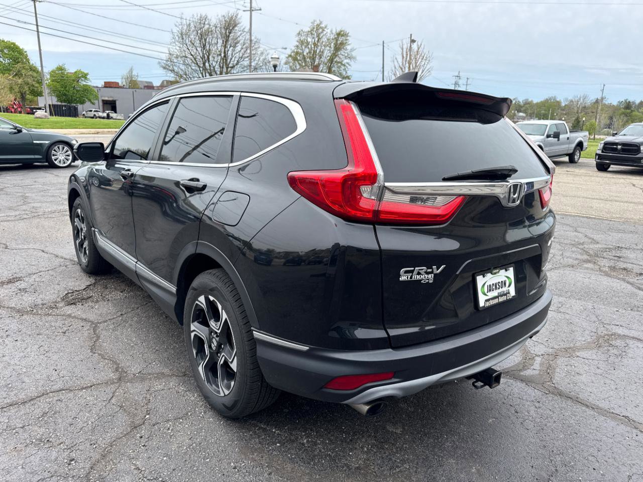 Used 2018 Honda CR-V Touring image 3
