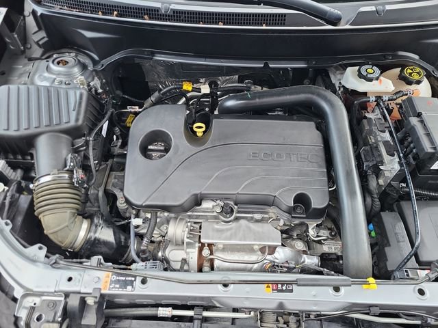 Used 2023 Chevrolet Equinox LT image 32