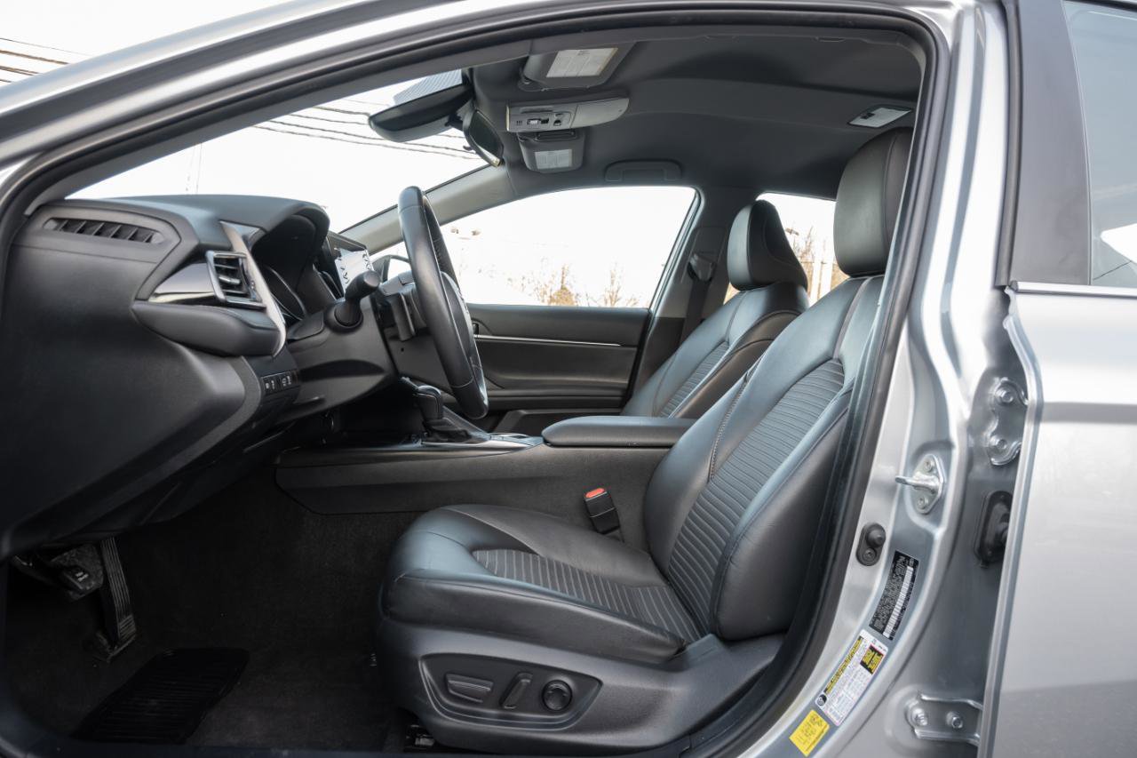 Used 2024 Toyota Camry SE image 13