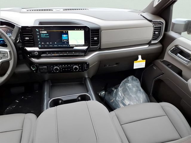 New 2026 Chevrolet Silverado 3500 LTZ w/ LTZ Plus Package AWD/4WD image 14